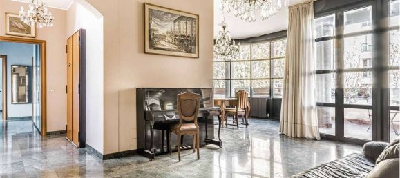 3 Schlafzimmer Villa in Milan, Italy, Nr. 260200 34