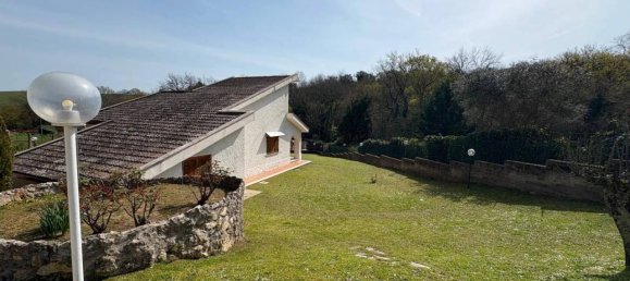 5 rooms Villa in Rignano Flaminio, Italy No. 41991 12