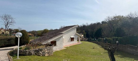 5 rooms Villa in Rignano Flaminio, Italy No. 41991 5