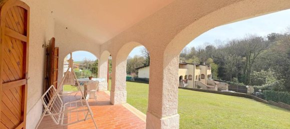5 rooms Villa in Rignano Flaminio, Italy No. 41991 21