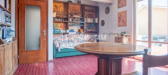 Квартира с 4 комнатами в Кьявари, Италия № 36560 5