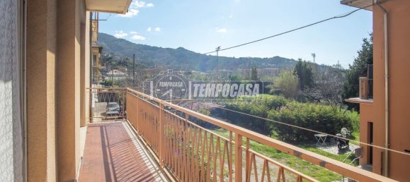 Квартира с 4 комнатами в Кьявари, Италия № 36560 16