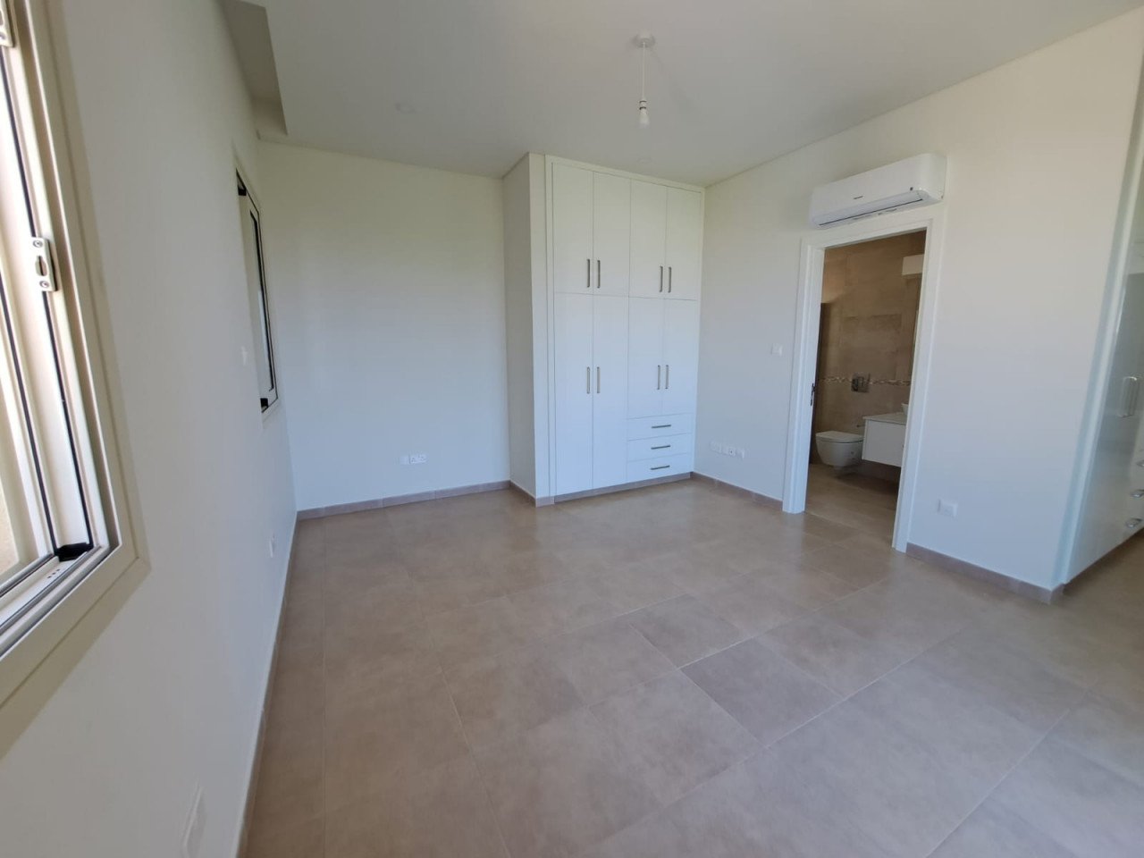 3 bedrooms Commercial property for sale in Kissonerga, Paphos, Cyprus № 9596