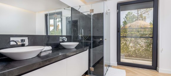 5 Schlafzimmer Villa in Almada, Portugal, Nr. 99949 18