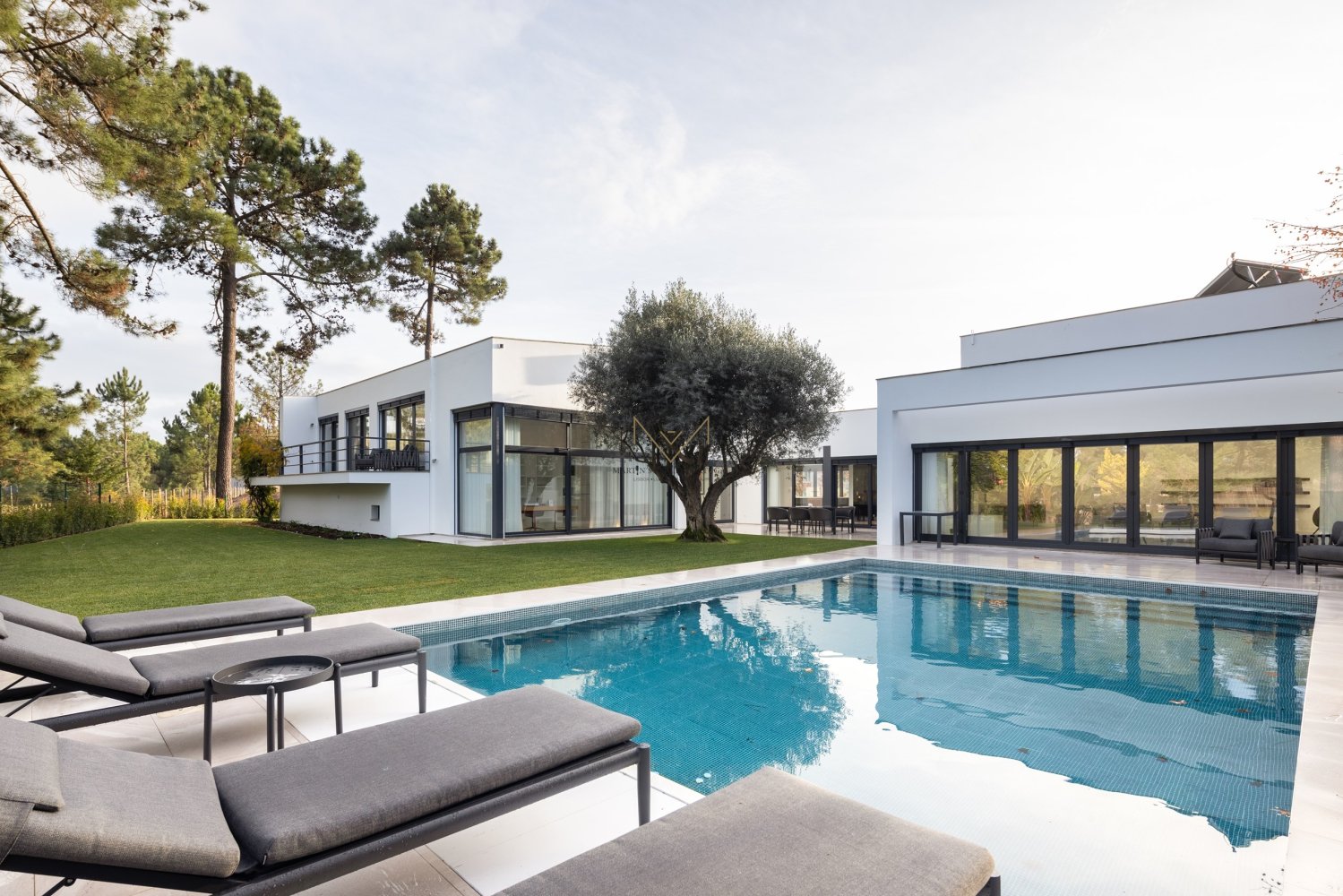 5 Schlafzimmer Villa in Almada, Portugal, Nr. 99949