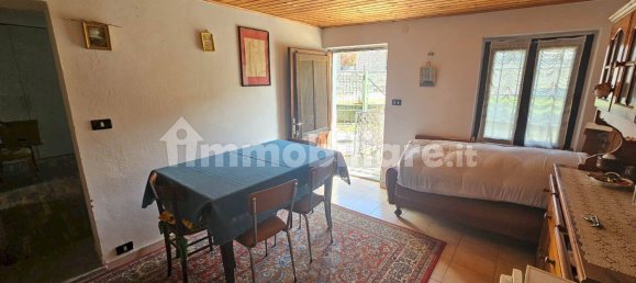 2 bedrooms House in Barge, Italy No. 159336 5