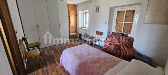 2 bedrooms House in Barge, Italy No. 159336 12