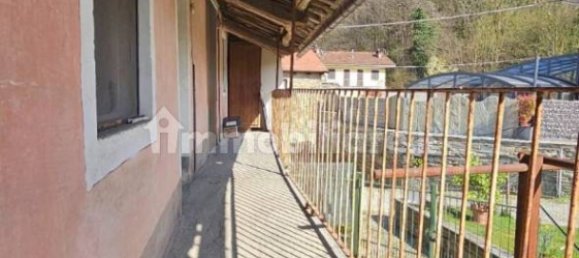 2 bedrooms House in Barge, Italy No. 159336 13