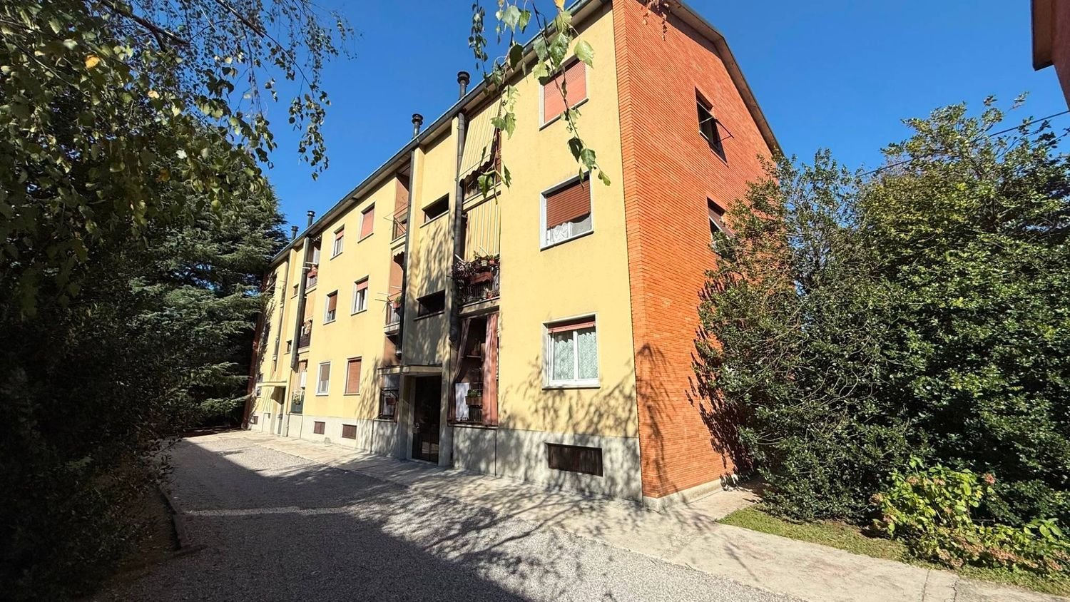 3 Schlafzimmer Wohnung in Concorezzo, Italy, Nr. 361155