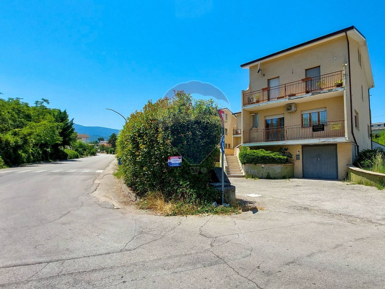 4 bedrooms House in Fara Filiorum Petri, Italy No. 41839