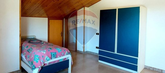 4 bedrooms House in Fara Filiorum Petri, Italy No. 41839 34