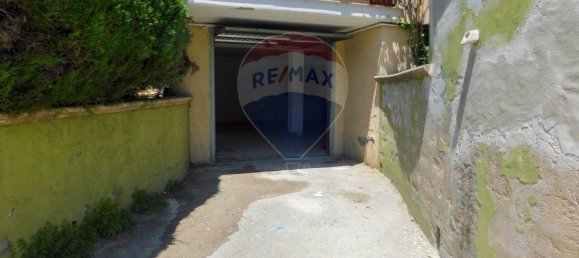 4 bedrooms House in Fara Filiorum Petri, Italy No. 41839 7