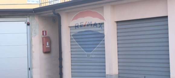 1غرفة مرآب في Busto Arsizio, Italy رقم 84950 12