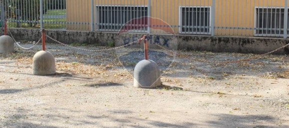 1غرفة مرآب في Busto Arsizio, Italy رقم 84950 20