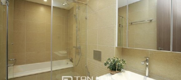 3 bedrooms Apartment in Ba Dinh, Vietnam No. 1110 8