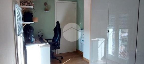 3-salle Appartement à Iseo, Italy No. 29024 29