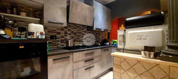 3غرفة شقة في Airasca, Italy رقم 235960 4