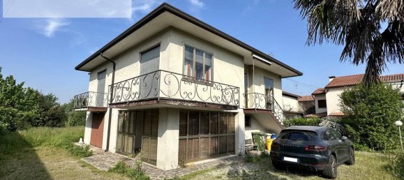 2 bedrooms House in Campo San Martino, Italy No. 278326 7