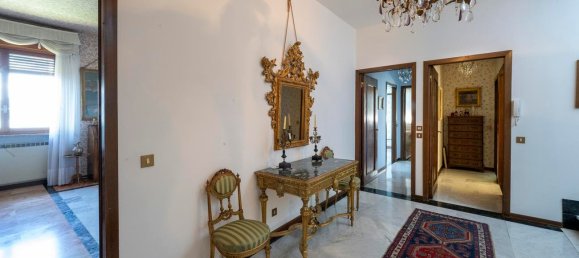 6 bedrooms Villa in Stresa, Italy No. 283306 16