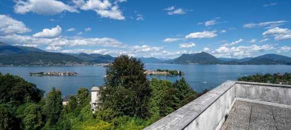 6 bedrooms Villa in Stresa, Italy No. 283306 19