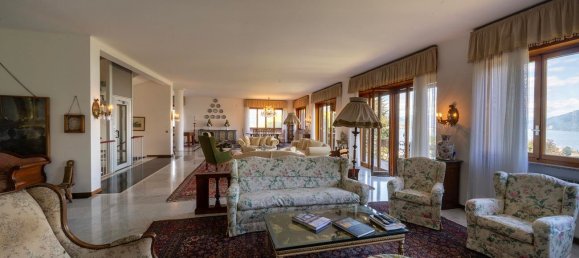 6 bedrooms Villa in Stresa, Italy No. 283306 11