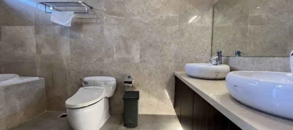 6 bedrooms Villa in Tay Ho, Vietnam No. 521 14