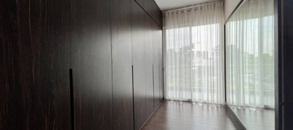 6 bedrooms Villa in Tay Ho, Vietnam No. 521 10