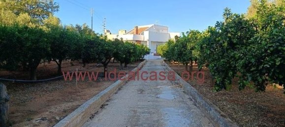 4 bedrooms Villa in Mazara del Vallo, Italy No. 377835 2