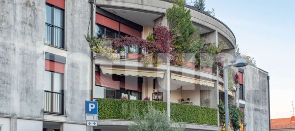 Gewerbliche Immobilie in Cassano Magnago, Italy 159m², Nr. 358639 30