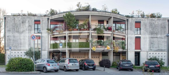 Gewerbliche Immobilie in Cassano Magnago, Italy 159m², Nr. 358639 23