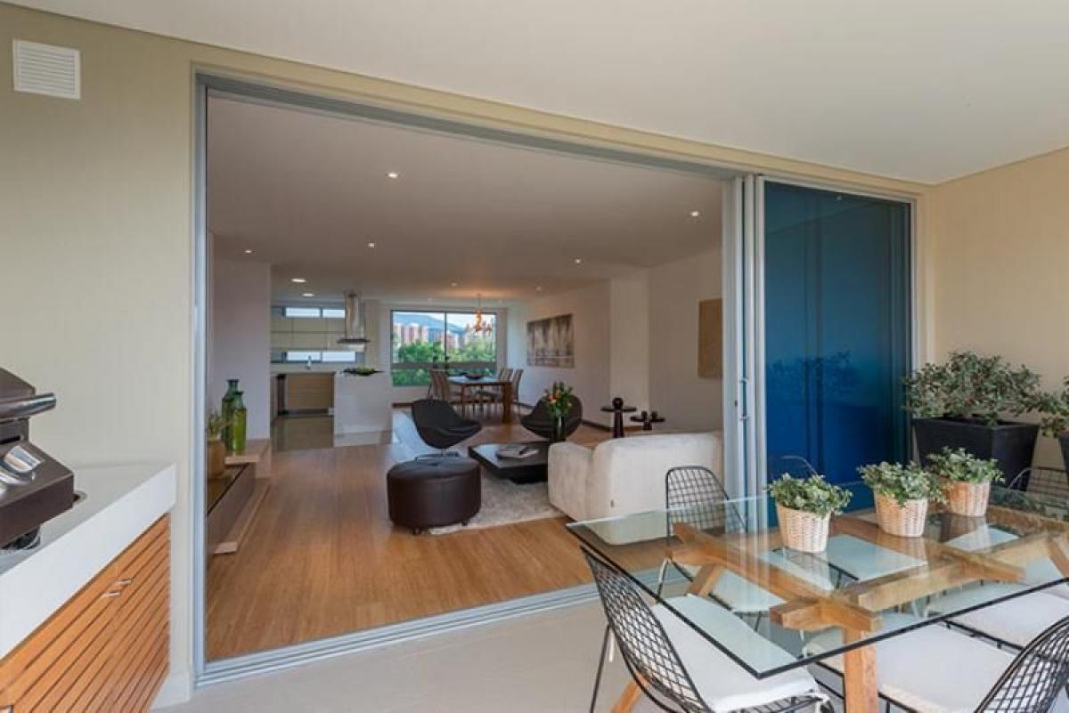 4 chambres Maison à Medellin, Colombia No. 7194