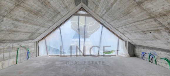 5 bedrooms House in Porto, Portugal No. 127872 9