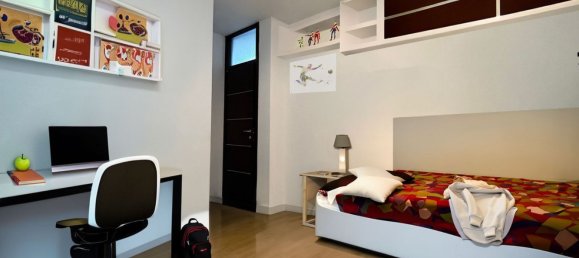 Dúplex de 3 dormitorios en Azzate, Italy No. 365567 10