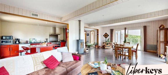 4 bedrooms House in Gard, France No. 309057 7