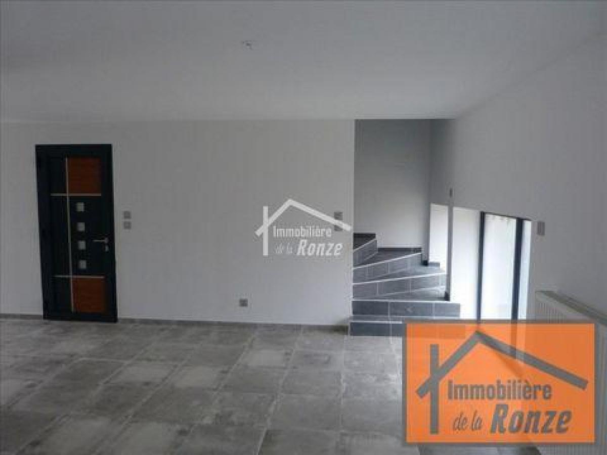 3 bedrooms Condo in Taluyers, France No. 37275