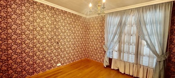 Dúplex de 3 dormitorios en Gagny, France No. 292001 8