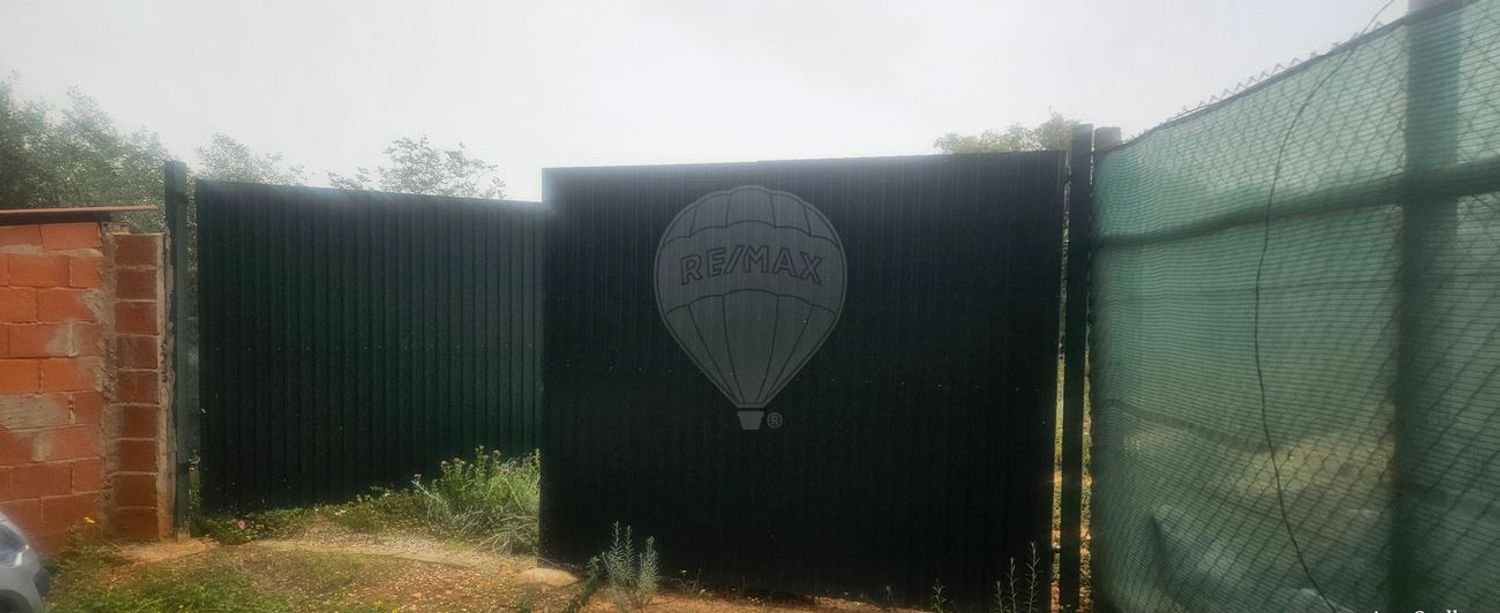 2000m² Land in Quarteira, Portugal No. 38562