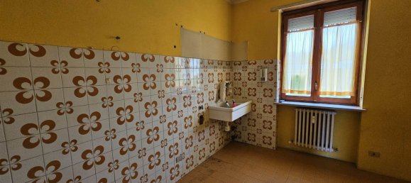 2-salle Appartement à Camburzano, Italy No. 125329 18