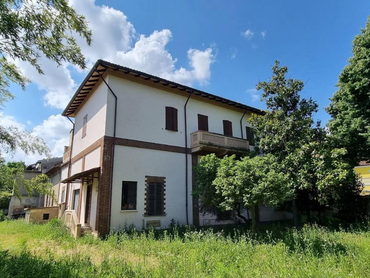 9 rooms Villa in Mortara, Italy No. 67202