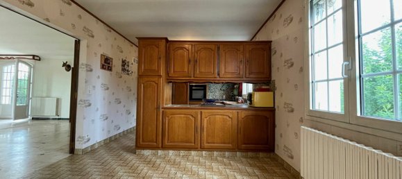 3 bedrooms Castles in La Vernelle, France No. 231255 11