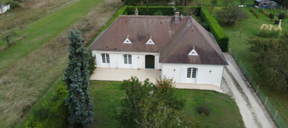 3 bedrooms Castles in La Vernelle, France No. 231255 3