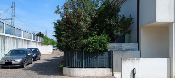 3 rooms Apartment in Mogliano Veneto, Italy No. 307121 5