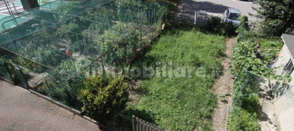 Apartamento de 2 dormitorios en Civate, Italy No. 270086 21