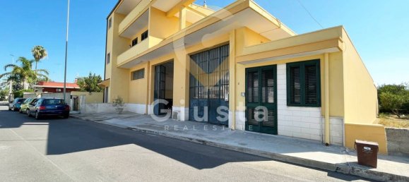 4 rooms House in San Pietro Vernotico, Italy No. 29501 14