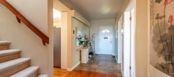 3 bedrooms House in British Columbia, Canada No. 1055 7