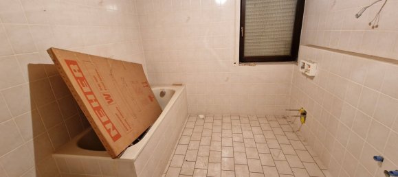 4 rooms House in Euskirchen, Germany No. 176817 8