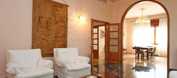 4 bedrooms Villa in Copparo, Italy No. 355118 6