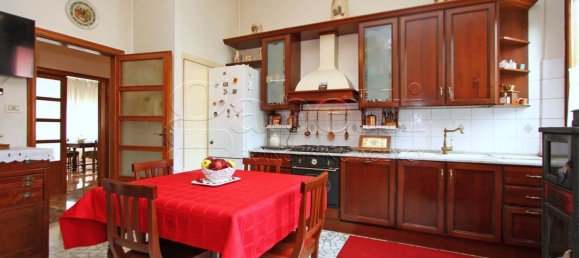 4 bedrooms Villa in Copparo, Italy No. 355118 13