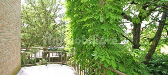 4 bedrooms Villa in Copparo, Italy No. 355118 9