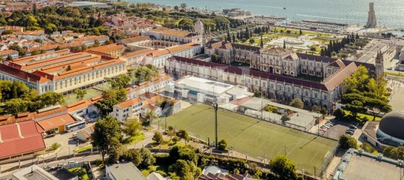 5 bedrooms House in Lisbon, Portugal No. 130943 5